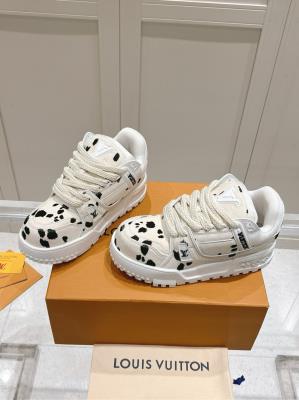 wholesale quality louis vuitton couples shoes model no. 35